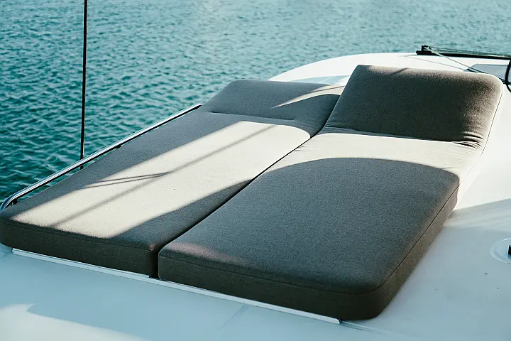 Lagoon 42 - 