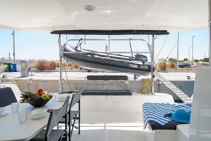 Lagoon 42 A/C & GEN - 