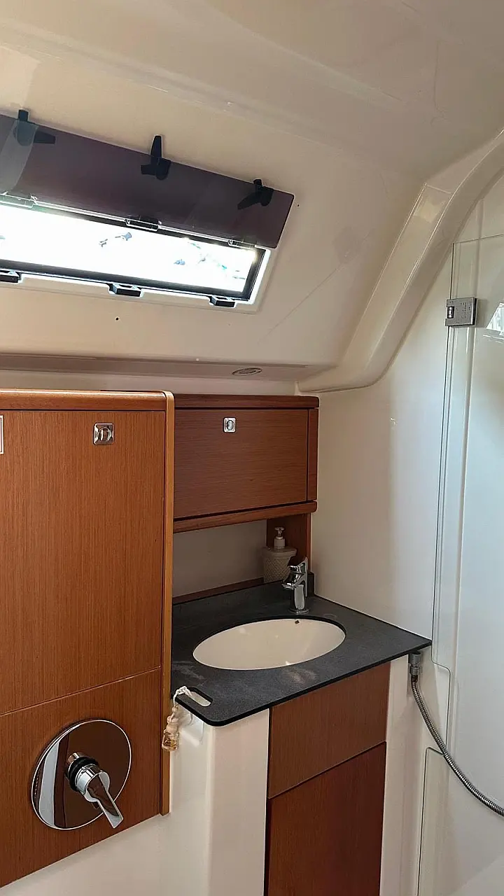 Bavaria Cruiser 51 - 