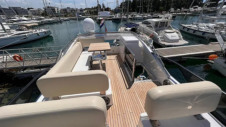 Bavaria Virtess 420 Fly - 