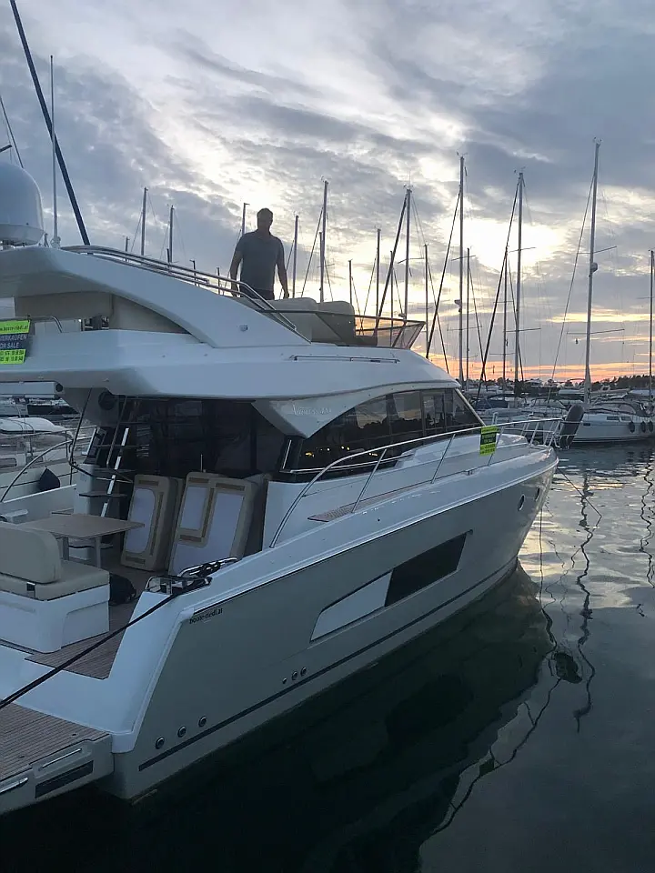 Bavaria Virtess 420 Fly - 