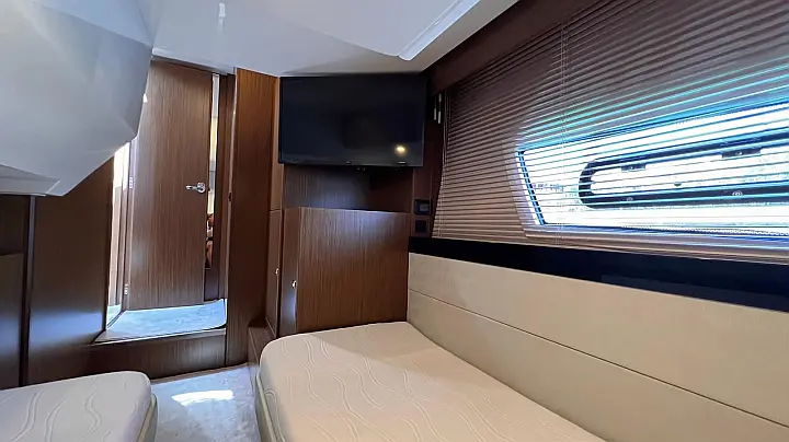 Bavaria Virtess 420 Fly - 