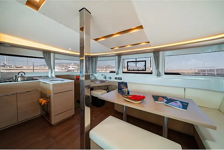 Lagoon 46 - 