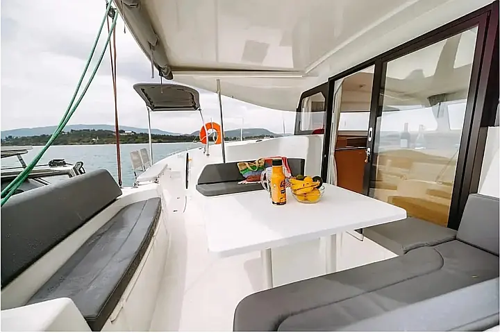 Excess 11 (4 cab.) - 