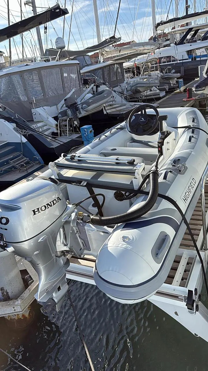 Lagoon 46 Owner's Version (LUXURY Equipped, SKIPPERED only) - 