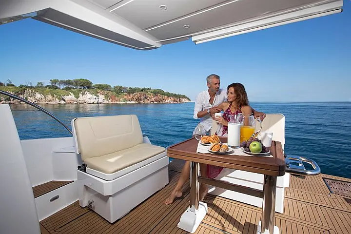 Bavaria Virtess 420 Fly - 