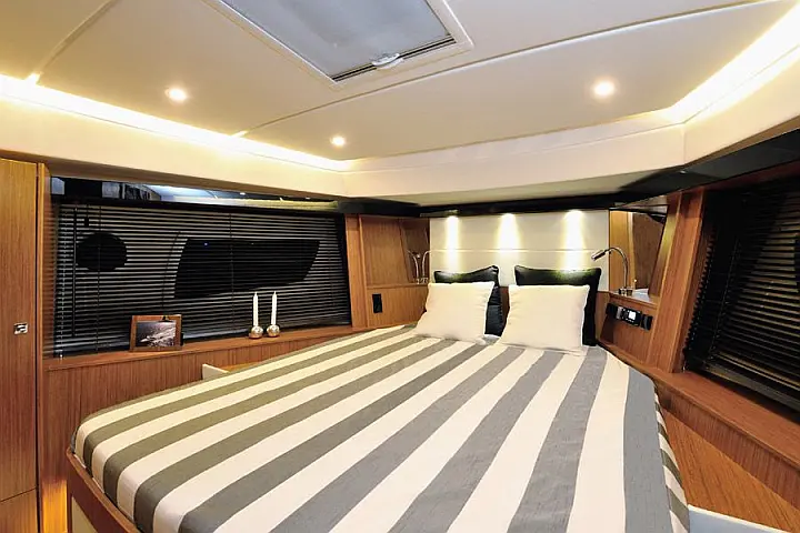 Bavaria Virtess 420 Fly - 