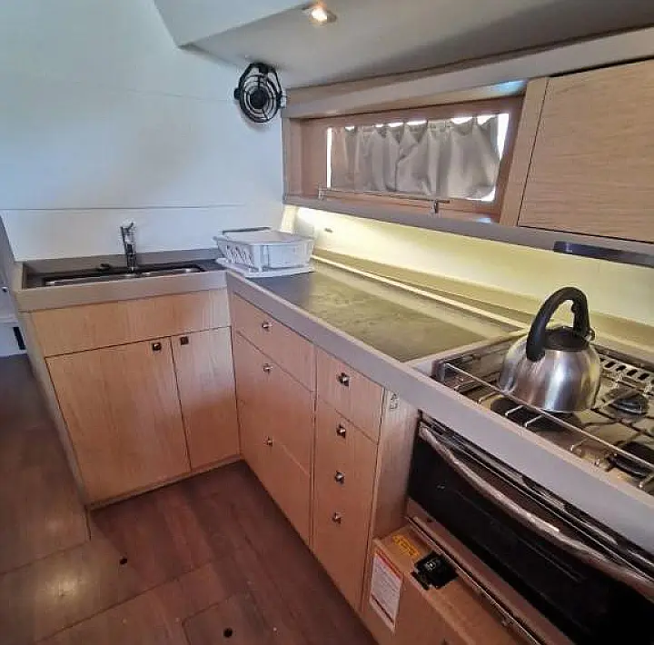 Beneteau Oceanis 48 (Owner's version) - 