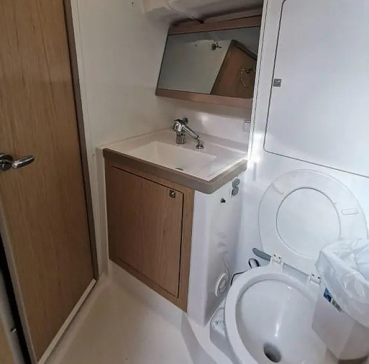 Beneteau Oceanis 48 (Owner's version) - 