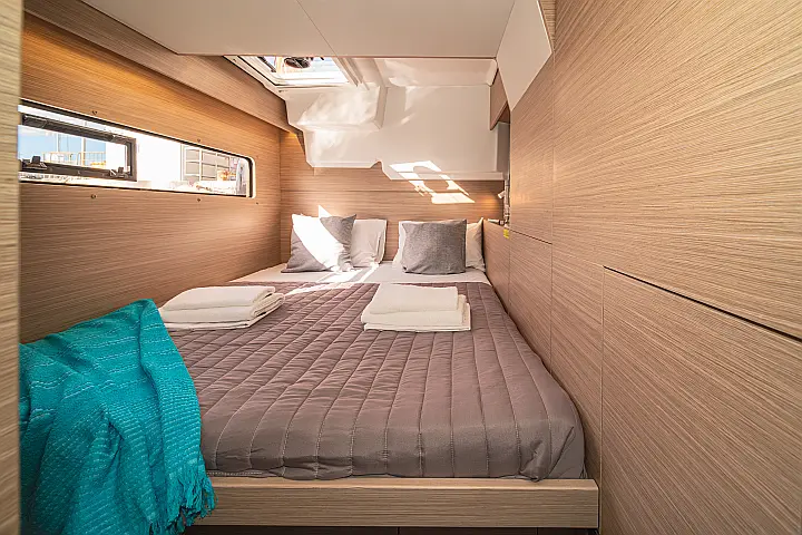 Lagoon 38 - 