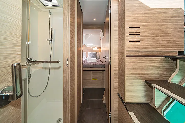 Lagoon 38 - 