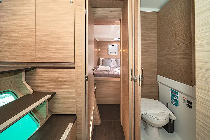 Lagoon 38 - 