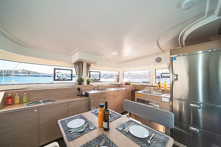 Lagoon 38 - 