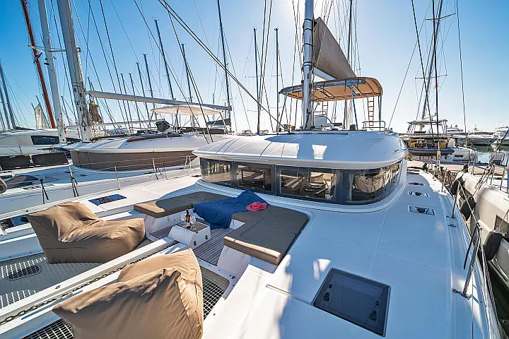 Lagoon 50 A/C & GEN & WM - 