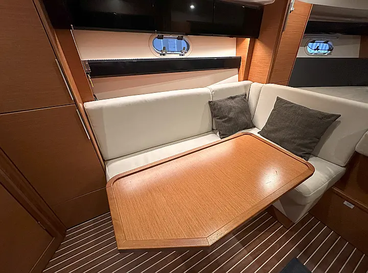 Bavaria Sport 330 HT - 