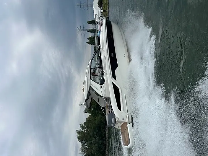 Bavaria Sport 330 HT - 