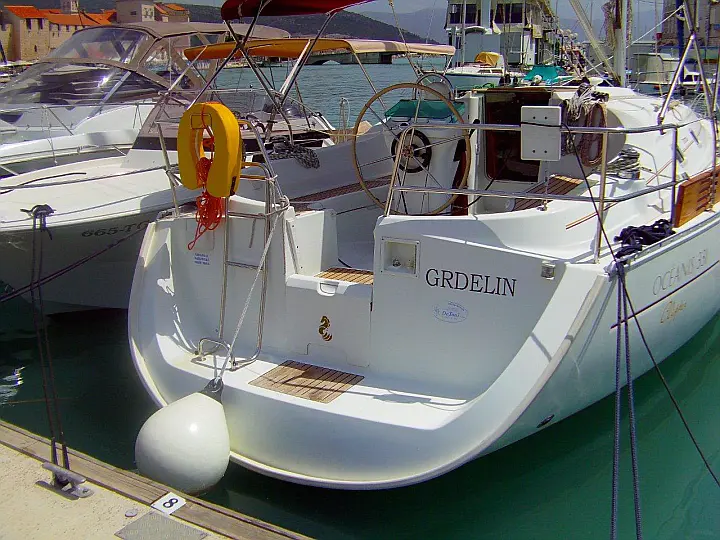 Beneteau Oceanis 331 Clipper - 