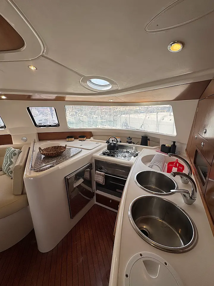 Belize 43 - 