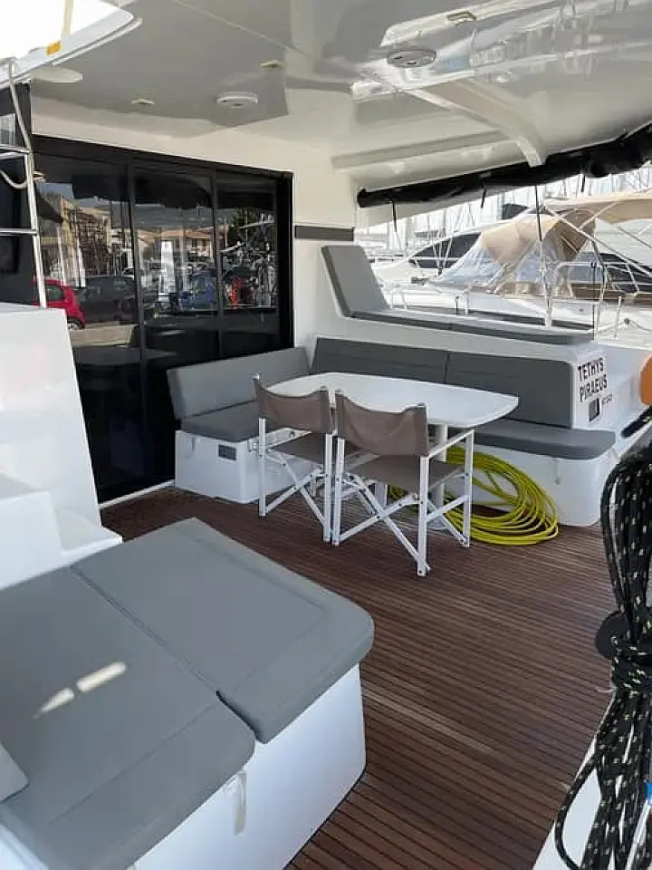 Lagoon 42 - 