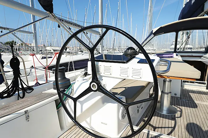 Hanse 575 - 