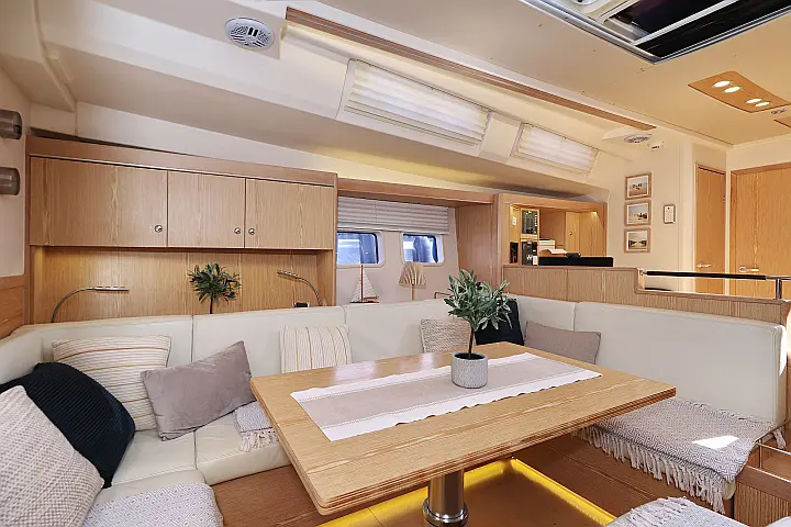 Hanse 575 - 