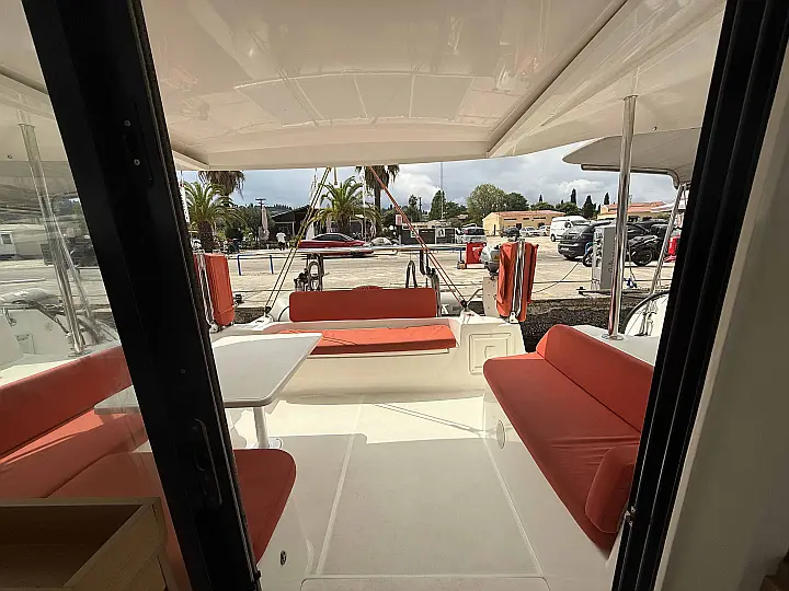 Excess 11 (6 cab.) - 