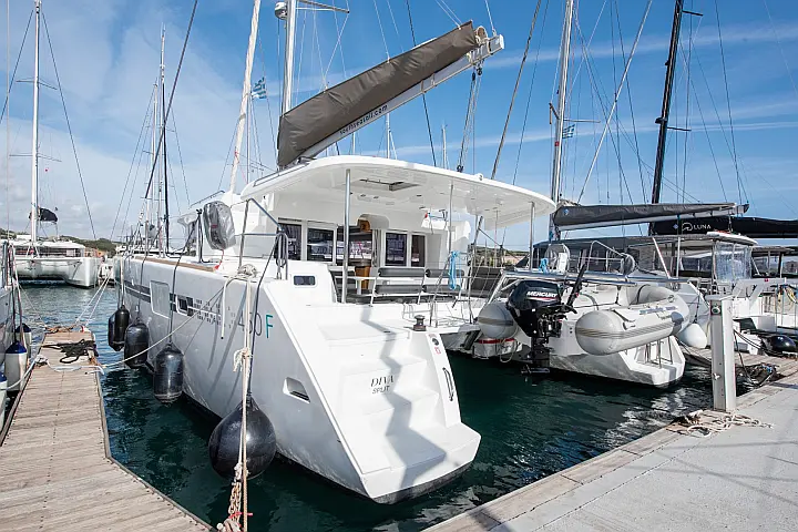Lagoon 450 Fly - 