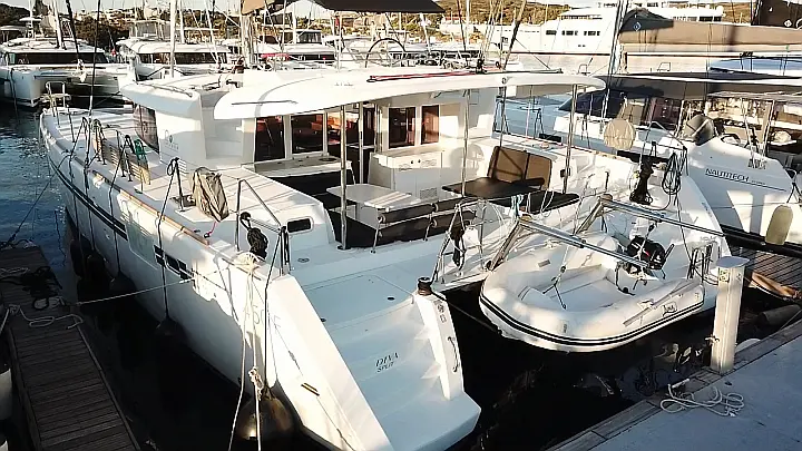 Lagoon 450 Fly - 