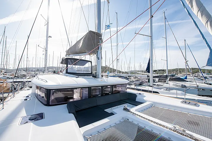 Lagoon 450 Fly - 