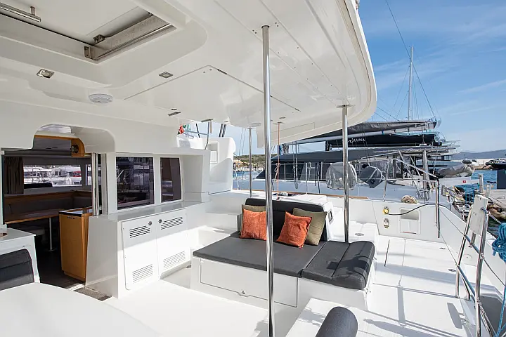 Lagoon 450 Fly - 