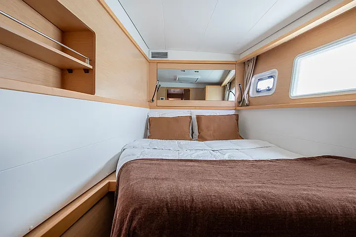 Lagoon 450 Fly - 