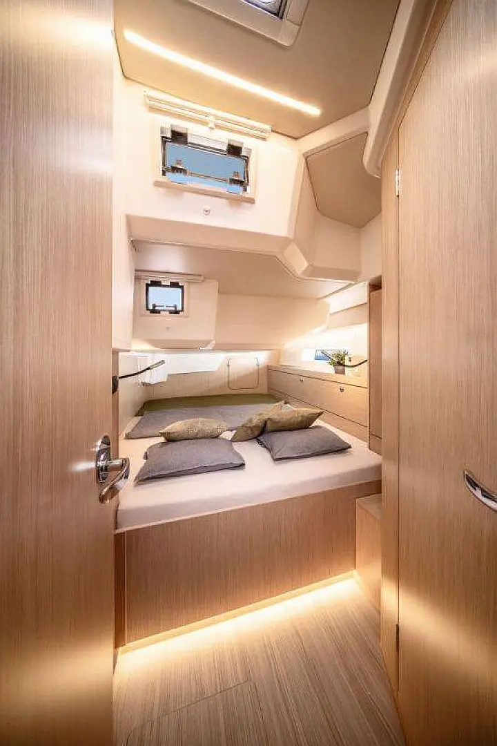 Bavaria C46 - 