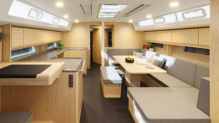 Bavaria C46 - 