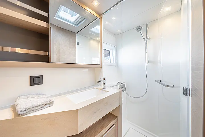 Lagoon 46  - 