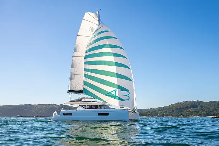 Lagoon 43 - 