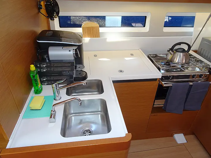 Sun Odyssey 490 - 