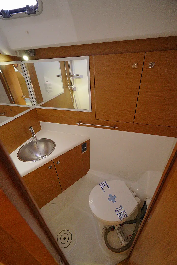 Jeanneau 57 - 