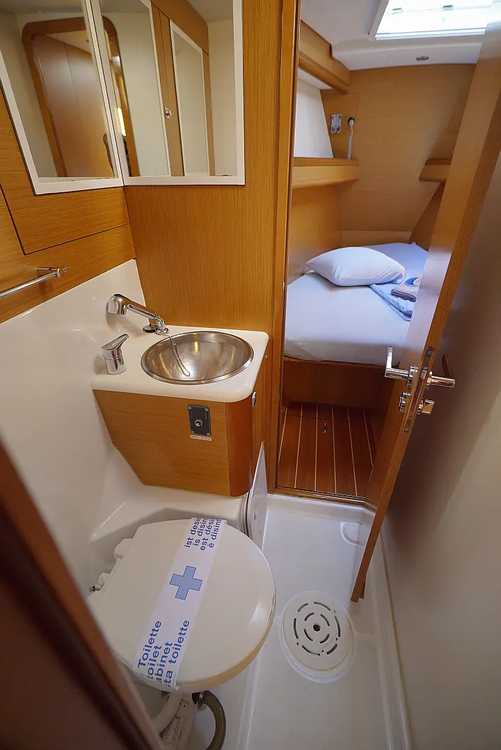 Jeanneau 57 - 