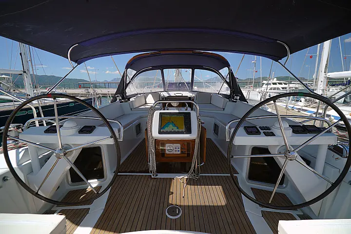 Jeanneau 57 - 
