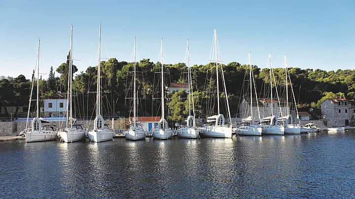 Sun Odyssey 349 - Marina Rogač - sailboats (photo taken 2019)