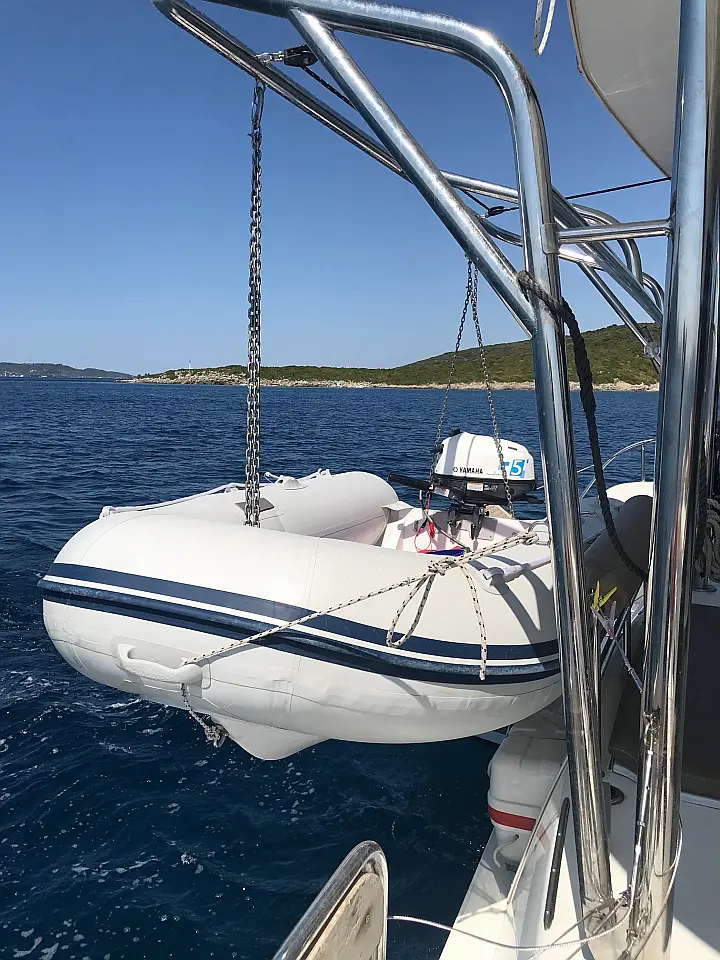 Lagoon 42 - 