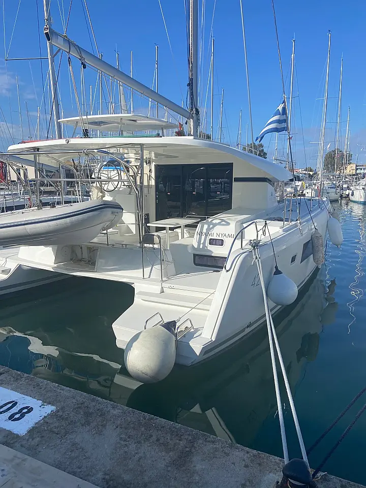 Lagoon 42 - 