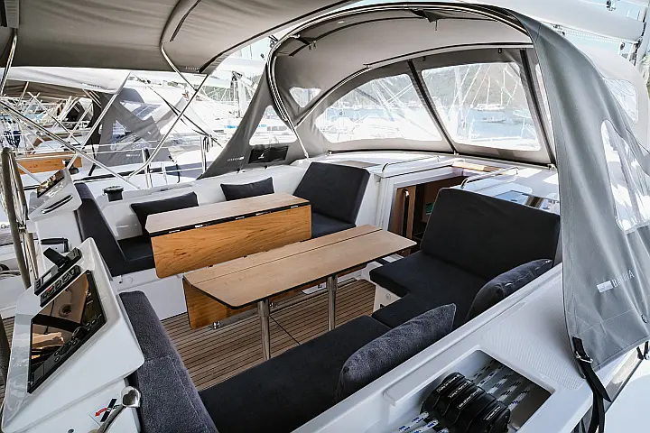Bavaria C45 Style - 