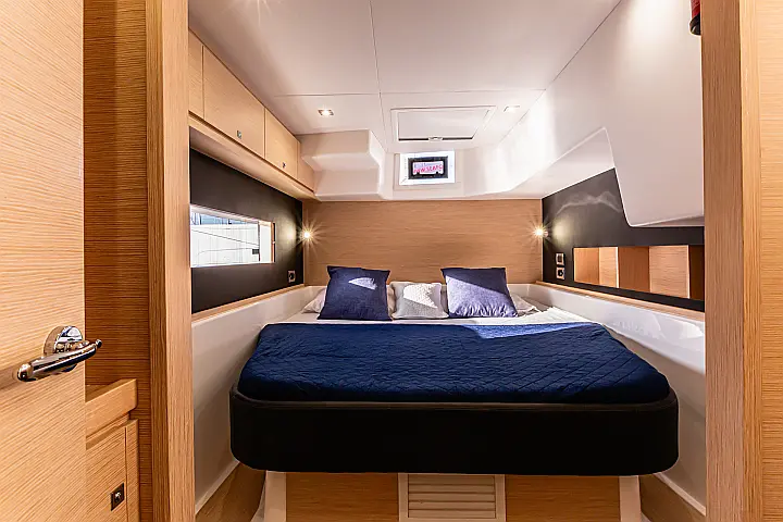 Dufour Catamaran 48 - 