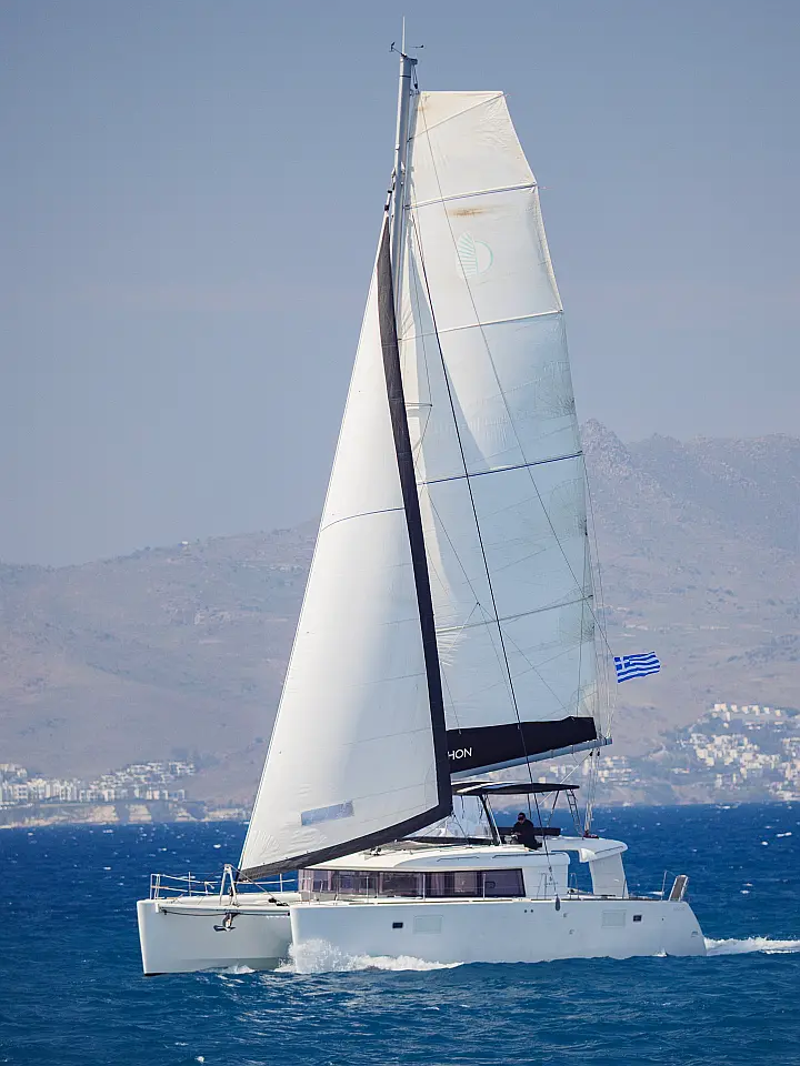 Lagoon 450 Flybridge - 