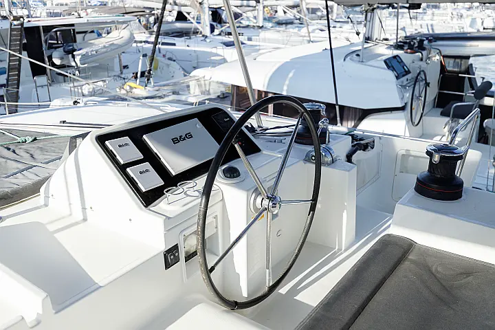Lagoon 450 Flybridge - 