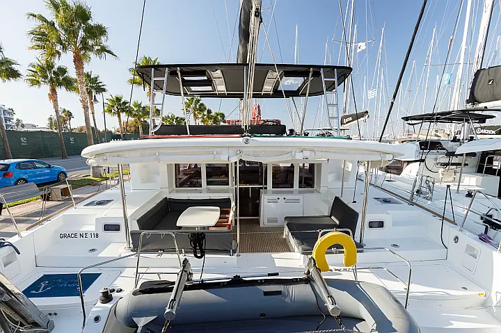 Lagoon 450 Flybridge - 