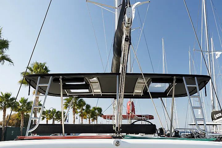 Lagoon 450 Flybridge - 