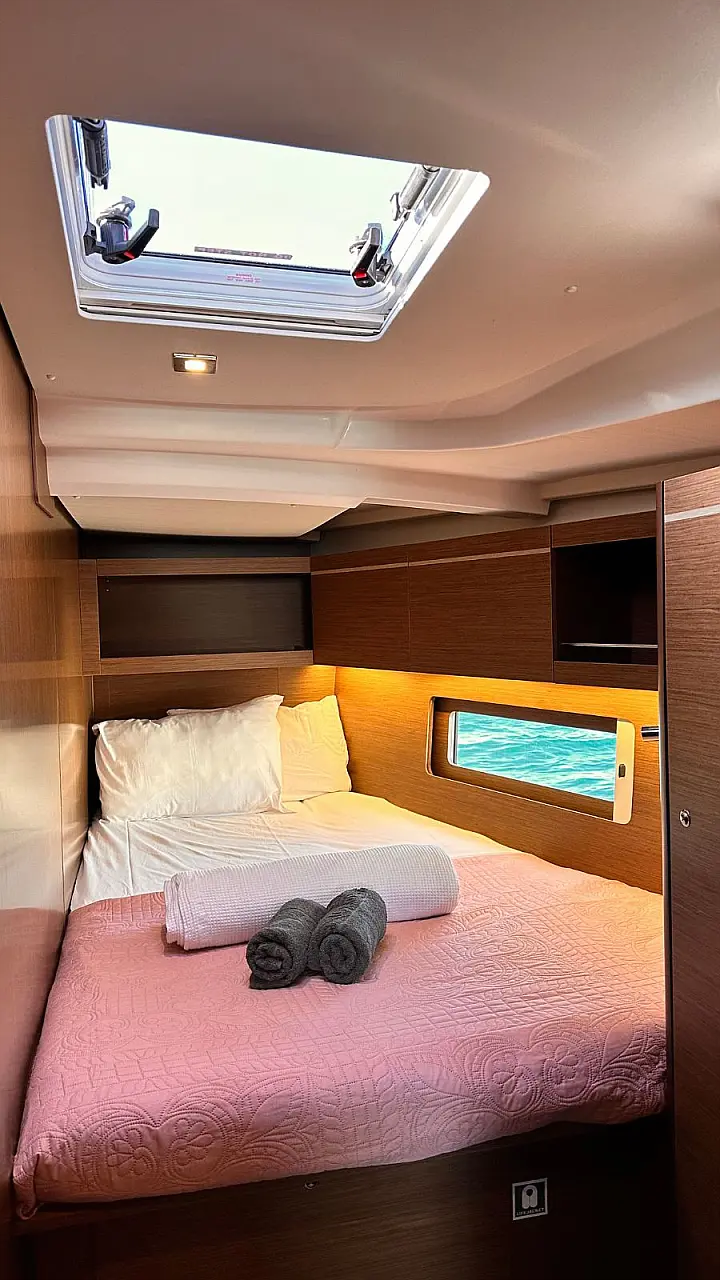Beneteau Oceanis 46.1 4cabins/4toilets version - 