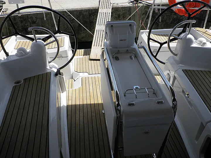 Sun odyssey 379 performance - 